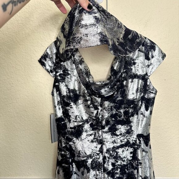 Tahari Arthur S Levine ASL Cowl Neck Fit & Flare Navy & Silver SZ 8 NWT $148 - Picture 8 of 13